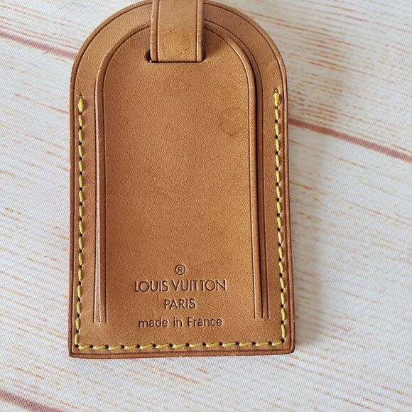 Authentic Louis Vuitton Leather Luggage Tag Holder Adjustable - Picture 10 of 10